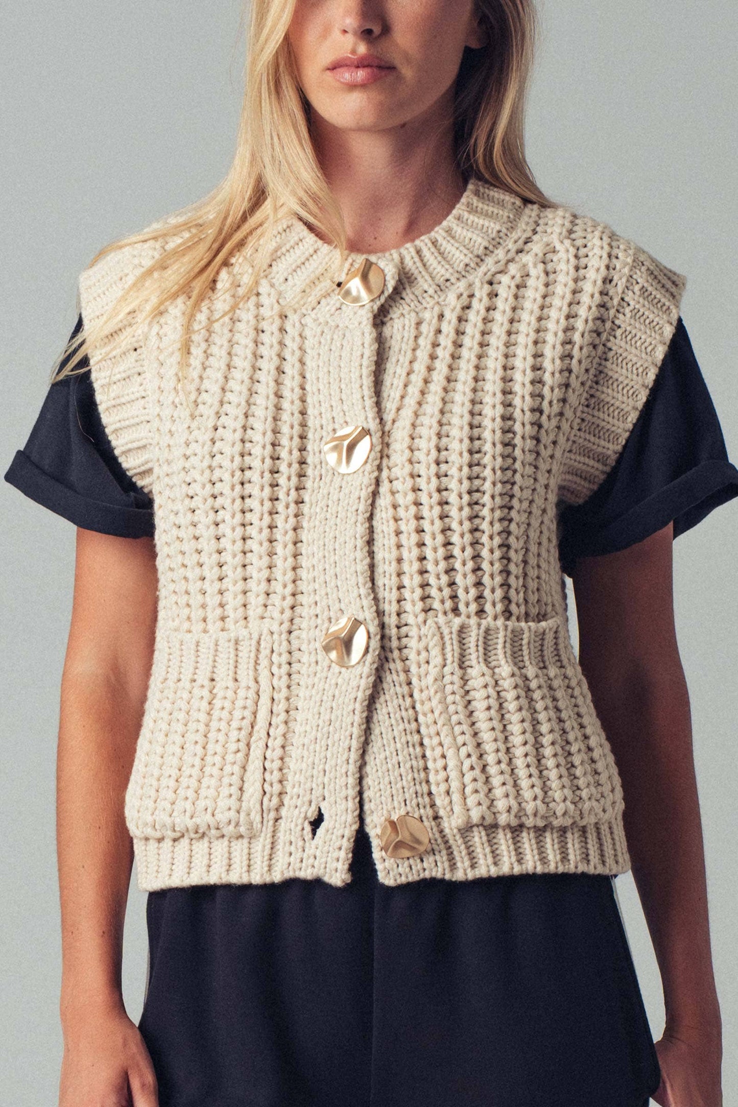Chunky Knit Sweater Vest