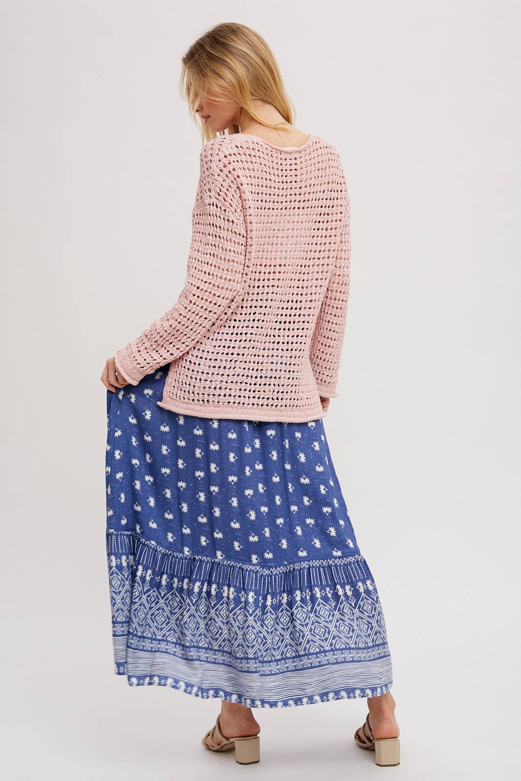 OPEN KNIT V-NECK PULLOVER