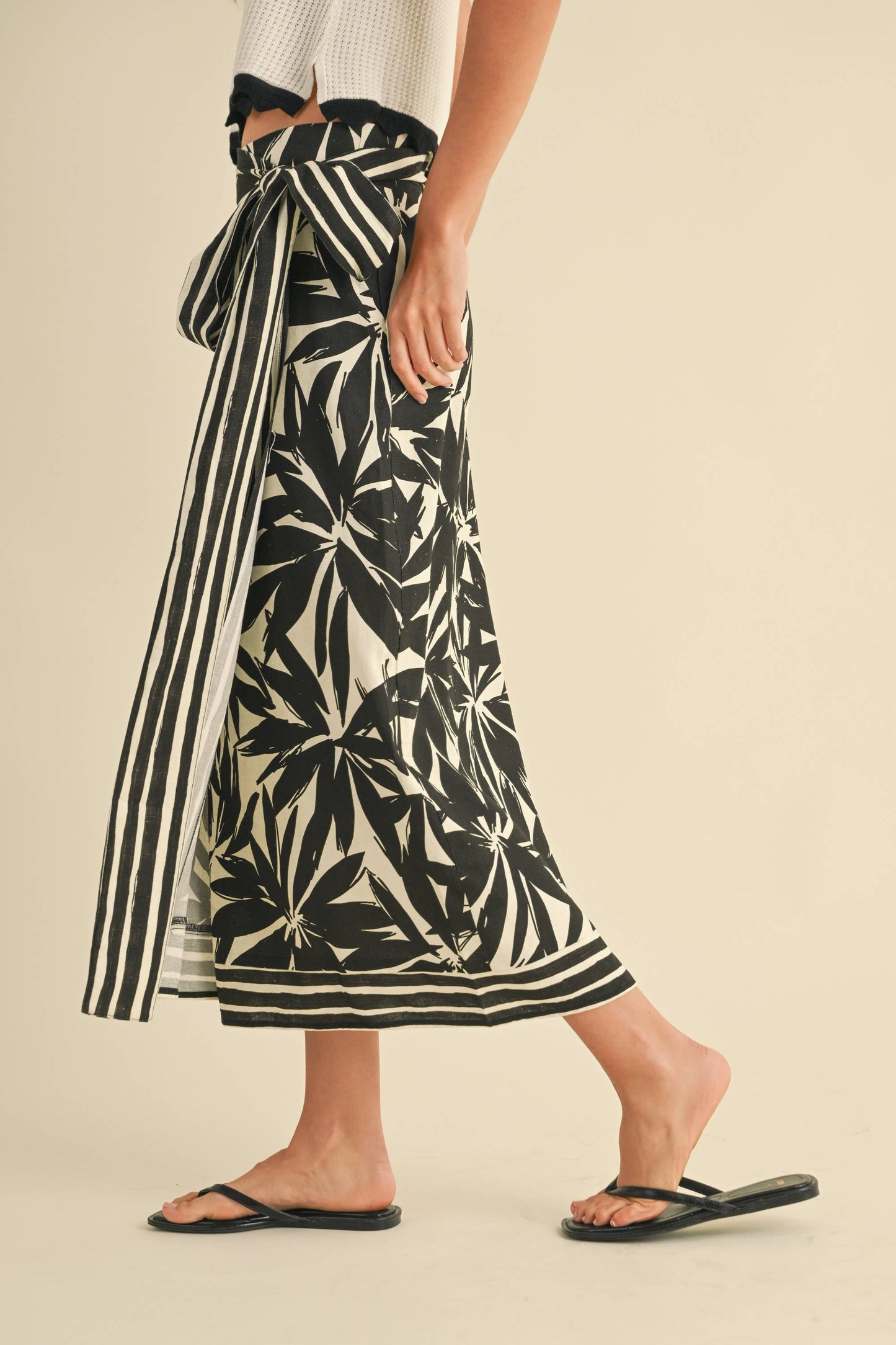 FLORAL PRINT LINEN WRAP SKIRT