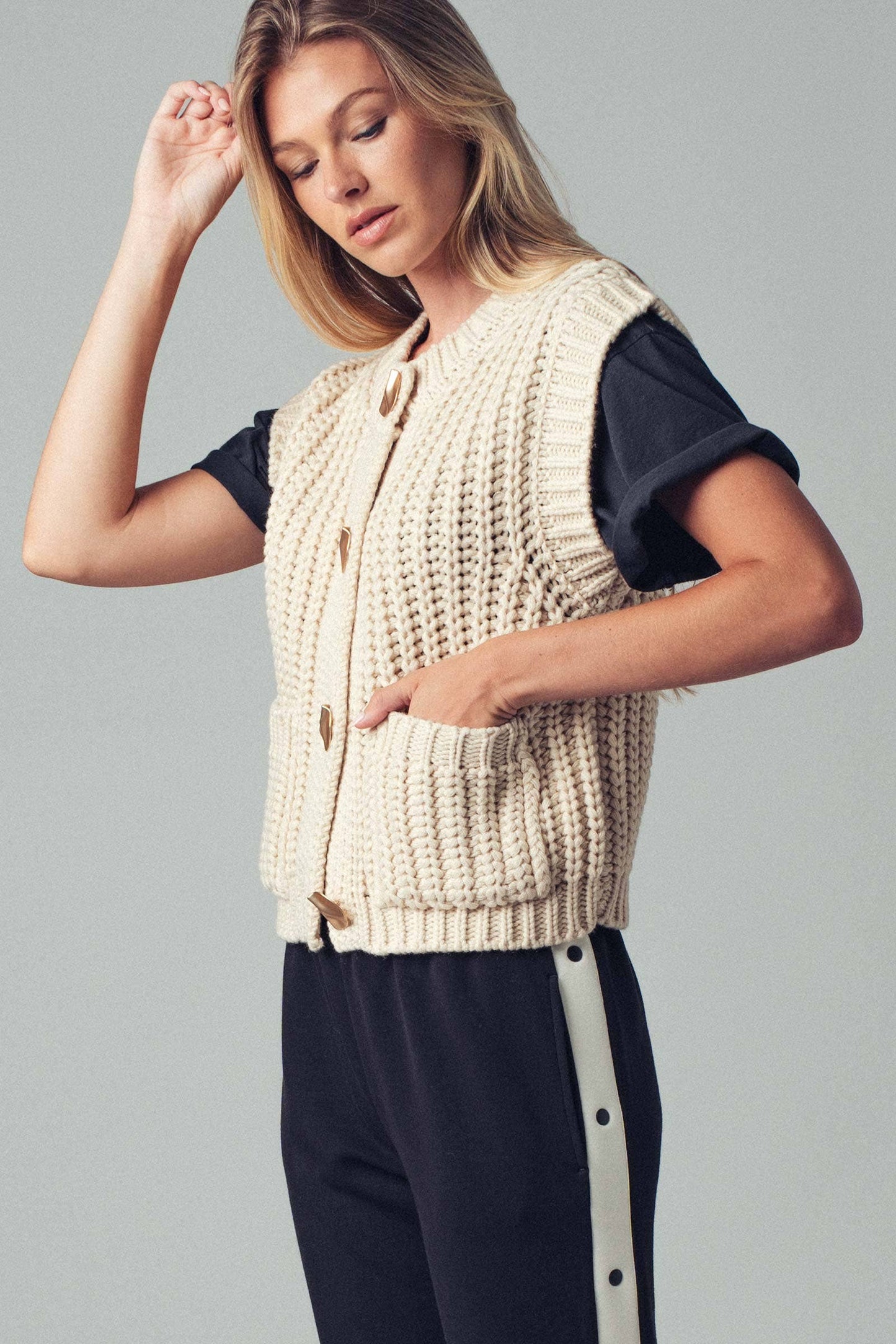 Chunky Knit Sweater Vest