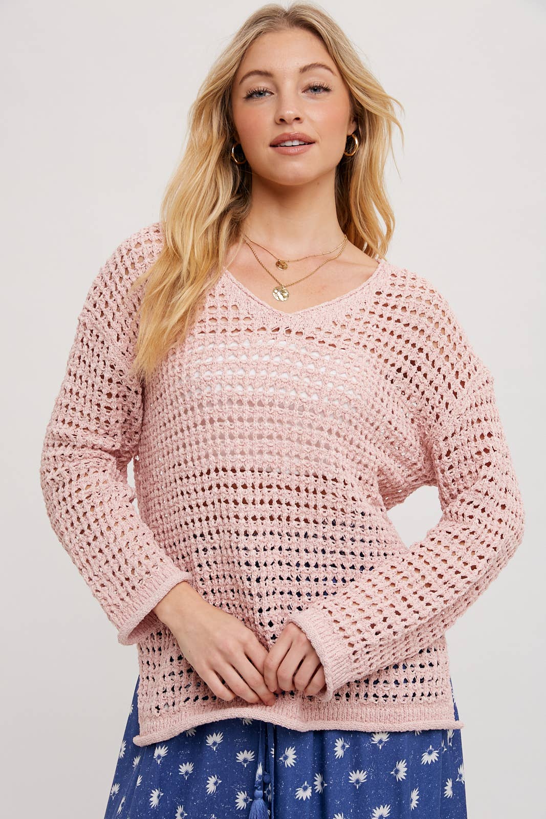 OPEN KNIT V-NECK PULLOVER