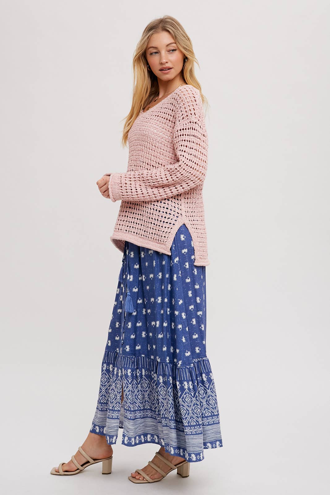 OPEN KNIT V-NECK PULLOVER