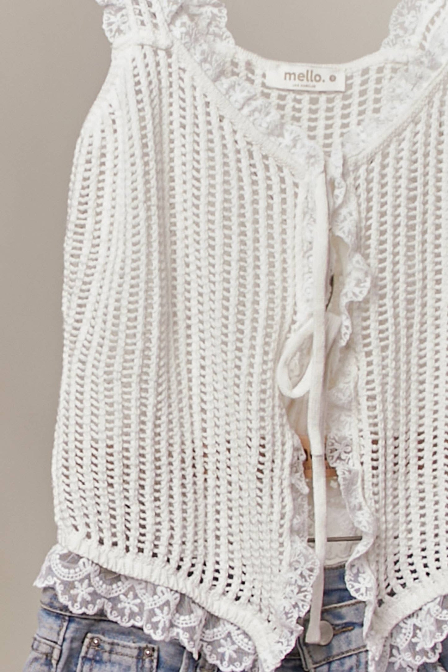 White Lace Trim Sleeveless Knit Vest
