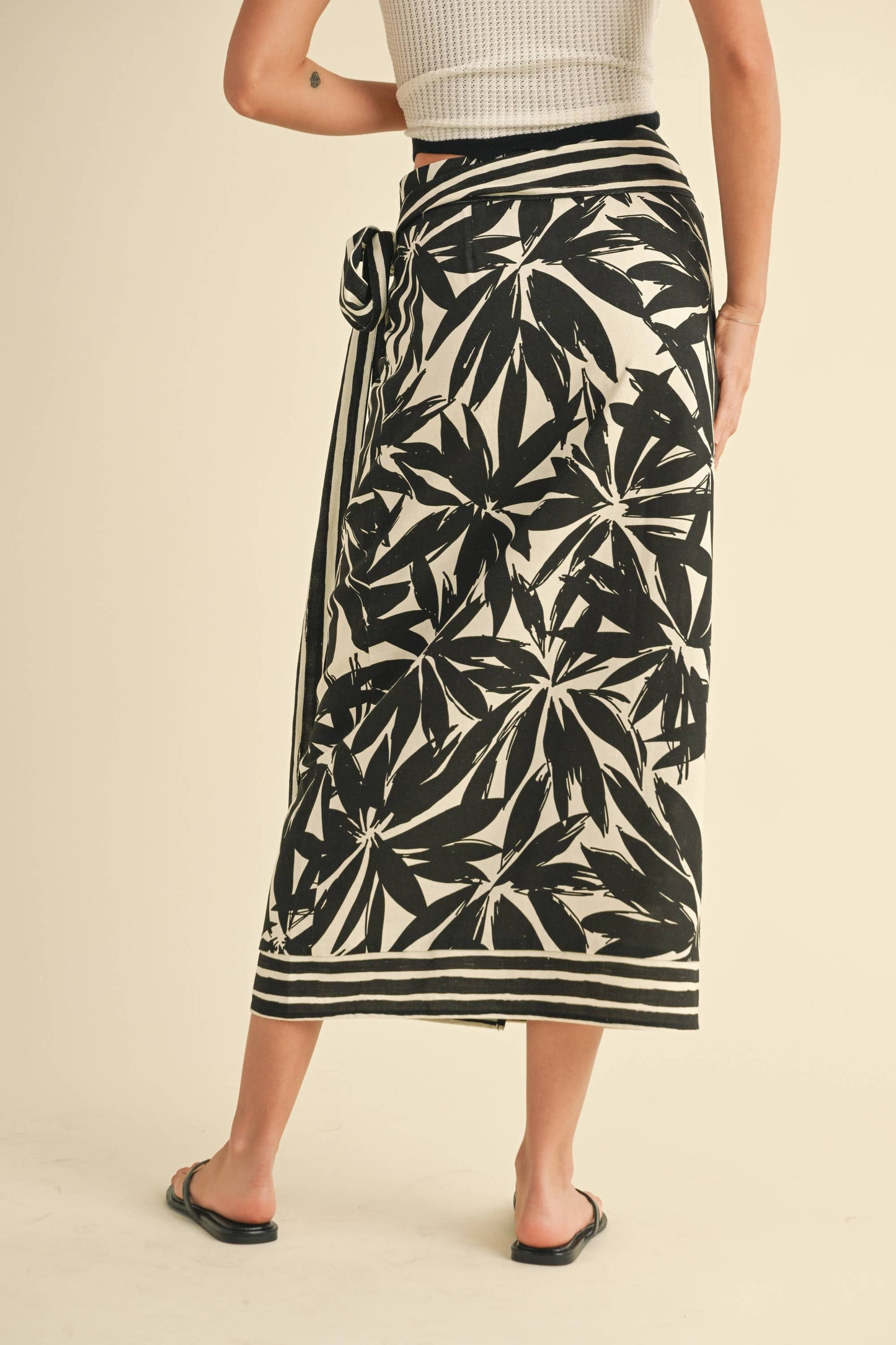 FLORAL PRINT LINEN WRAP SKIRT