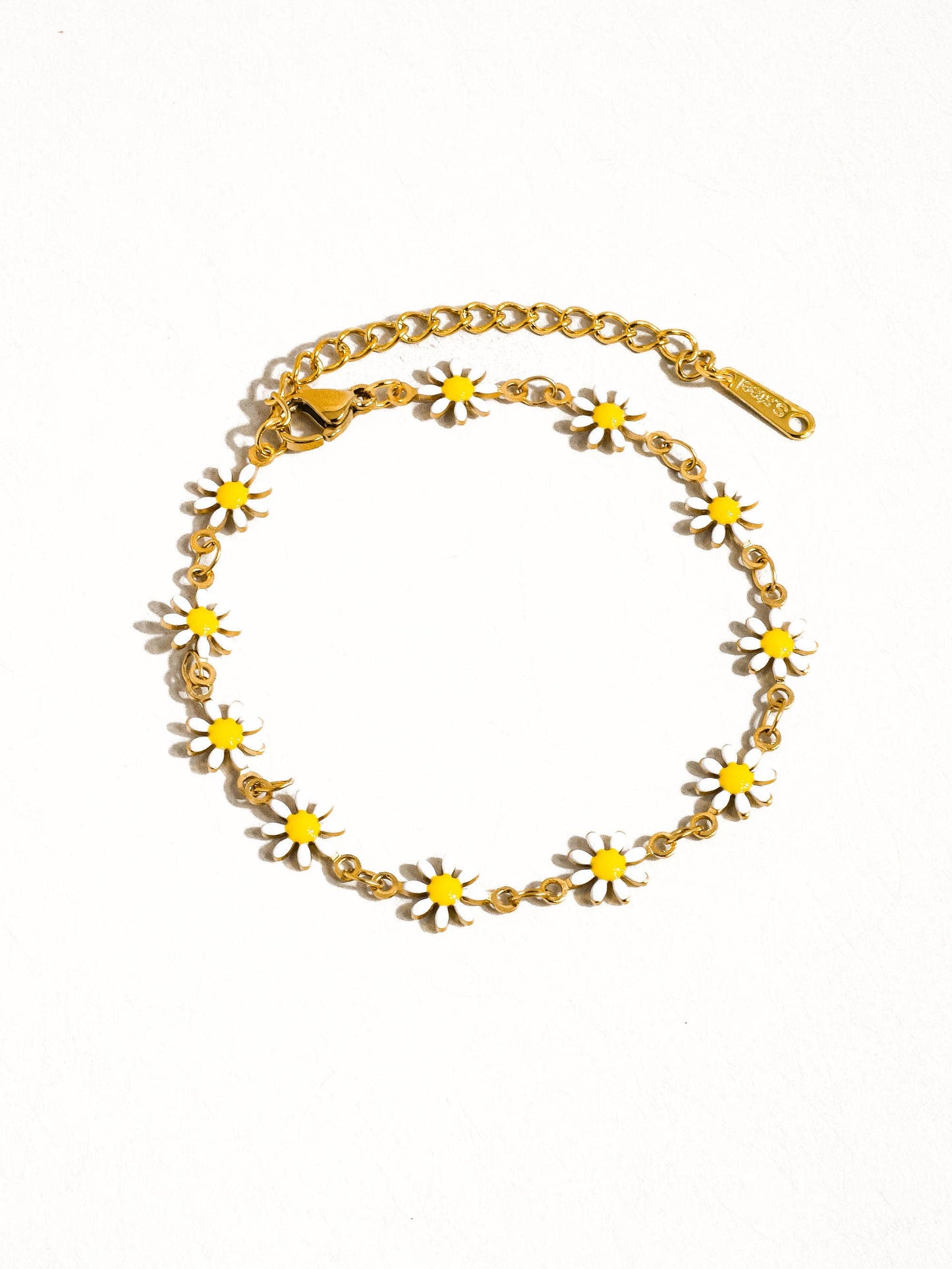 Lea Daisy Chain Bracelet
