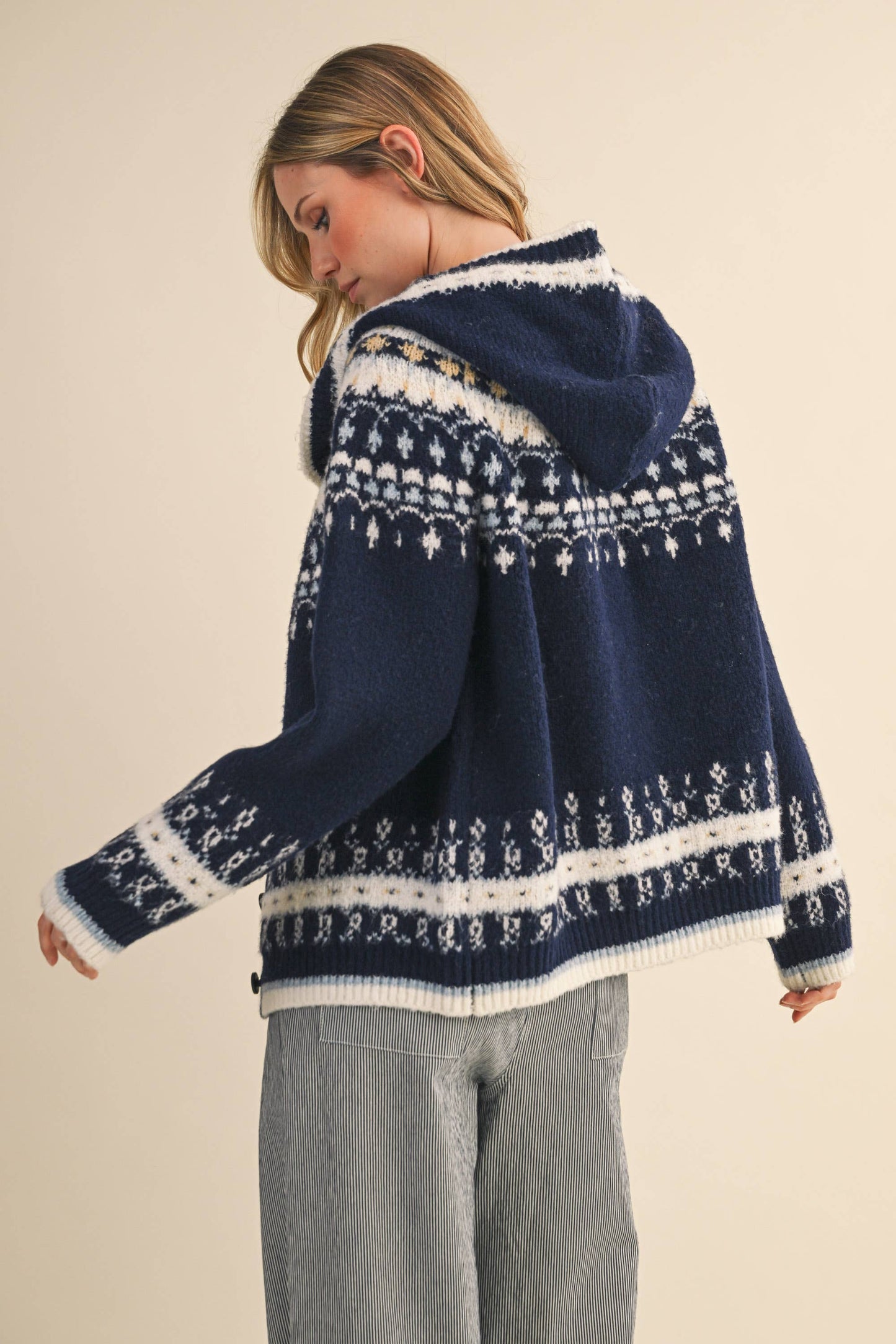 NORDIC SOFT BUTTON DOWN SWEATER HOODED JACKET