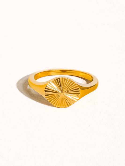 Mateo Modern Signet Ring