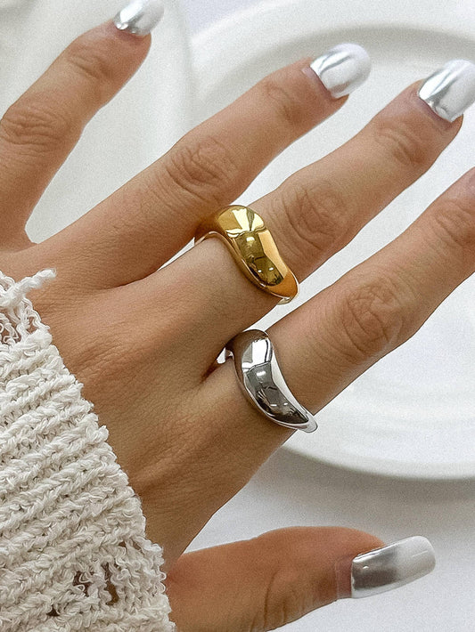 Erin Wavy Band
