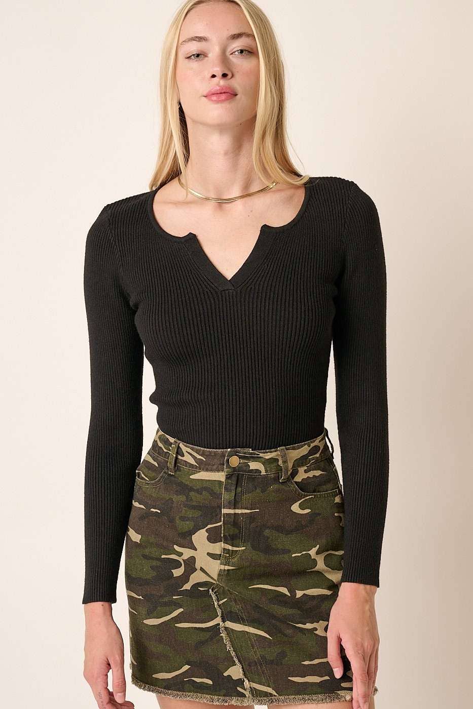 AFTER DARK CROPPED SWEATER