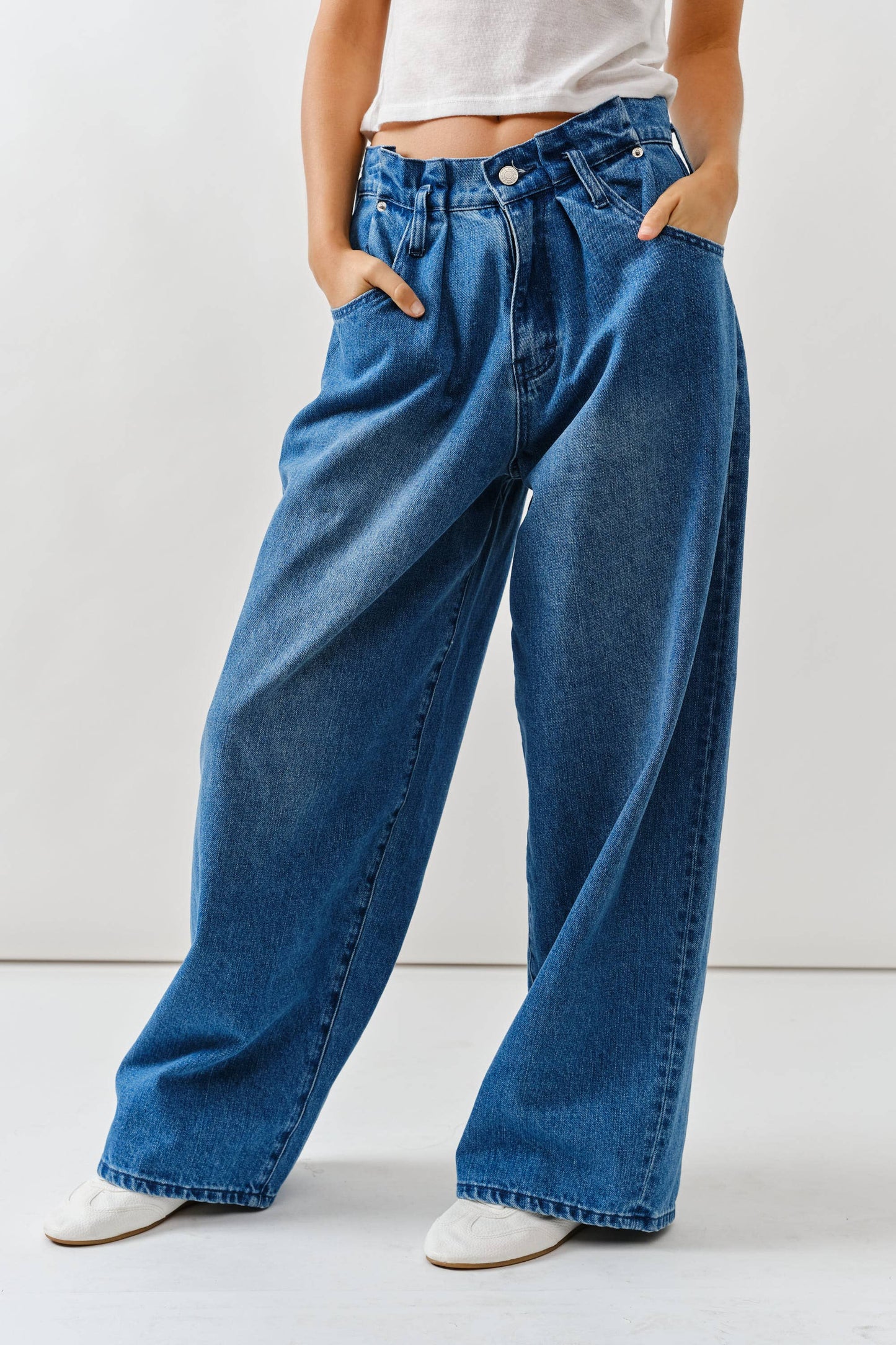 EXTENSION WAIST SOFT DENIM WIDE LEG JEANS
