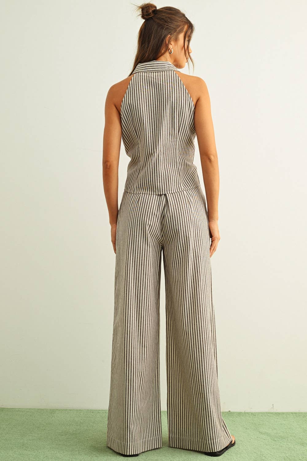 STRIPED PATTERN WIDE LEG TROUSER