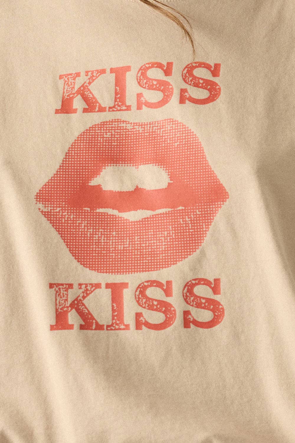 Kiss Kiss Lips Distress Vintage-Wash Graphic Tee