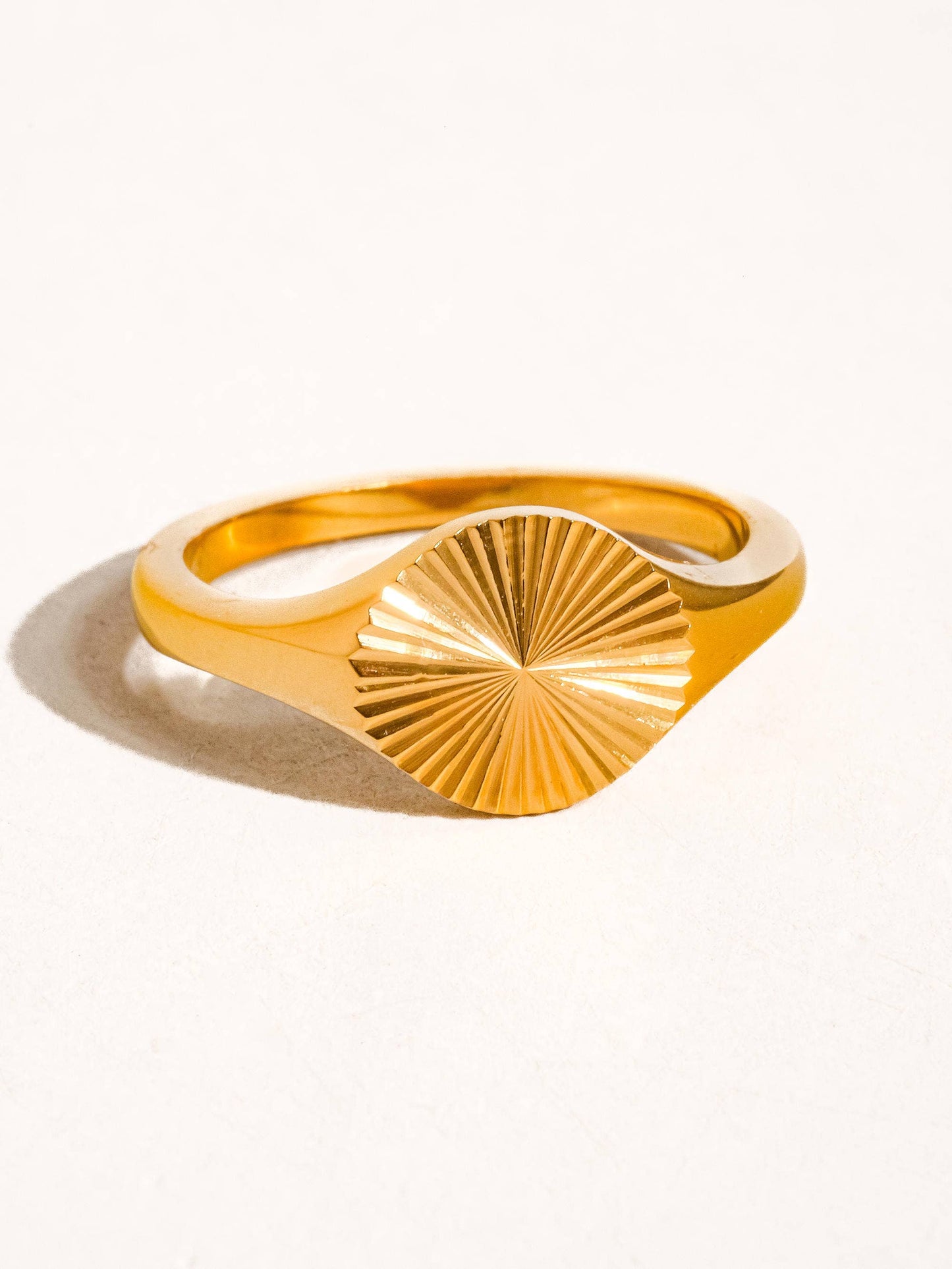 Mateo Modern Signet Ring