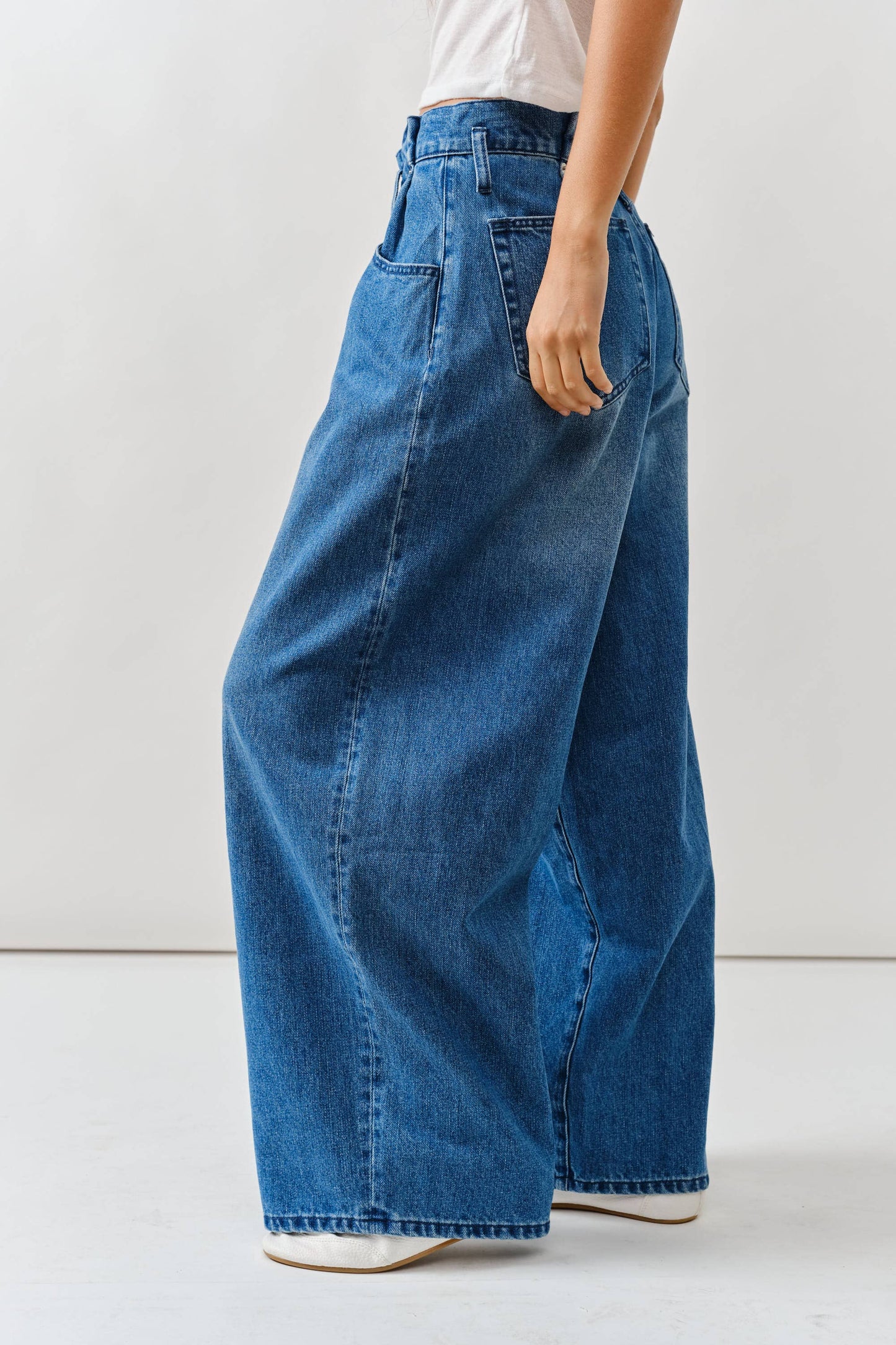 EXTENSION WAIST SOFT DENIM WIDE LEG JEANS
