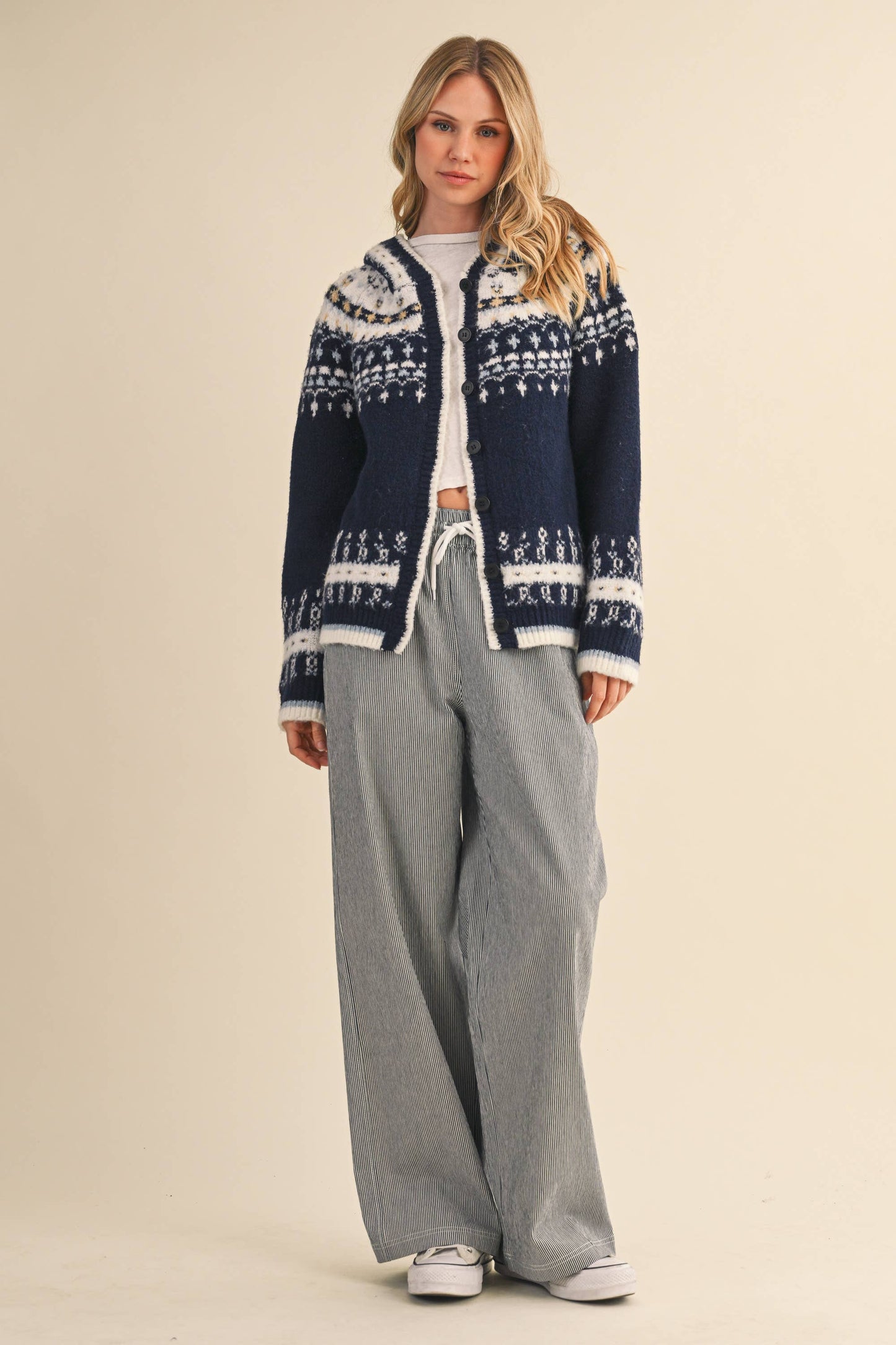 NORDIC SOFT BUTTON DOWN SWEATER HOODED JACKET