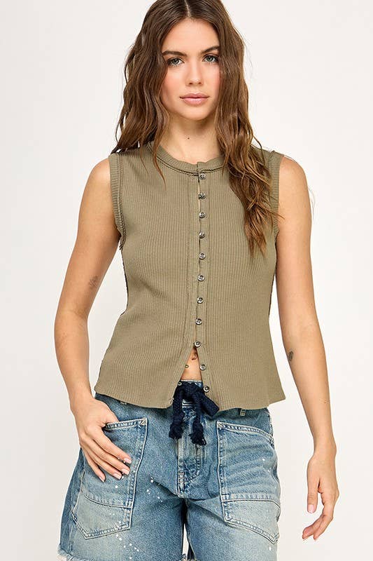 OLIVE BUTTOM DOWN CASUAL TOP