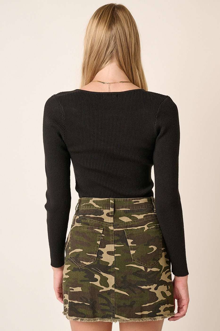 AFTER DARK CROPPED SWEATER