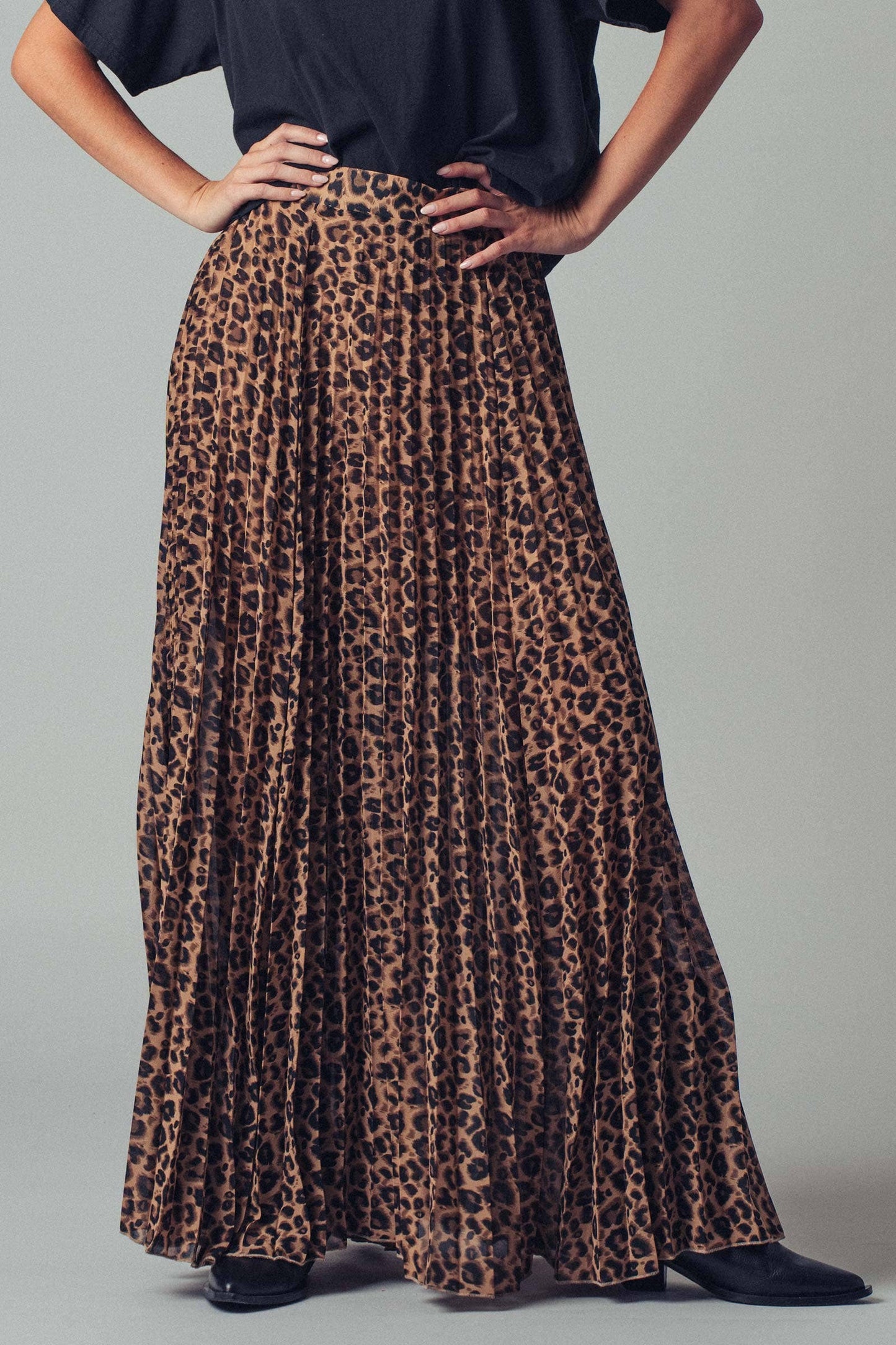 Leopard Print Pleated Flowy A Line Midi Skirt