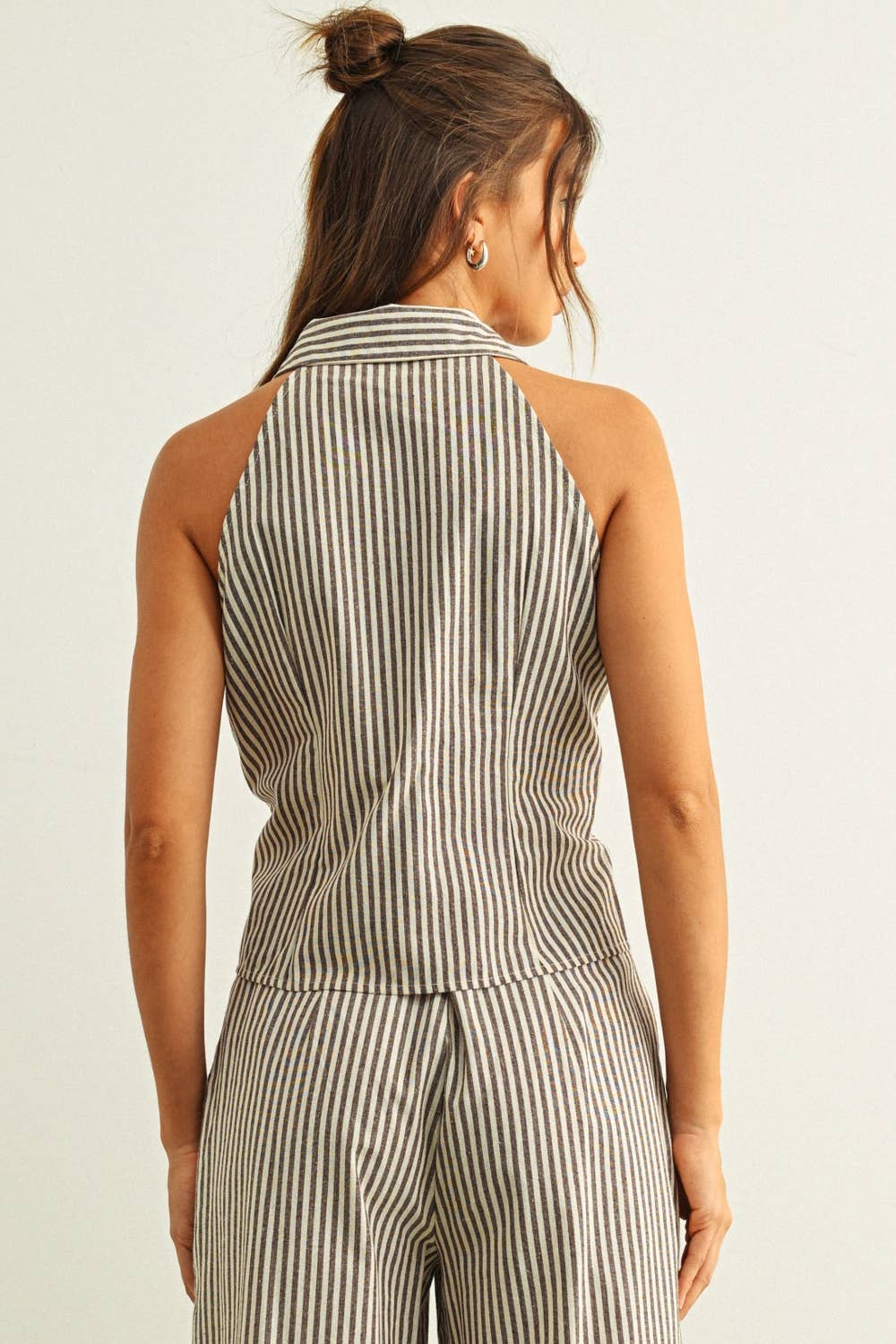 STRIPED PATTERN COLLARED BLOUSE