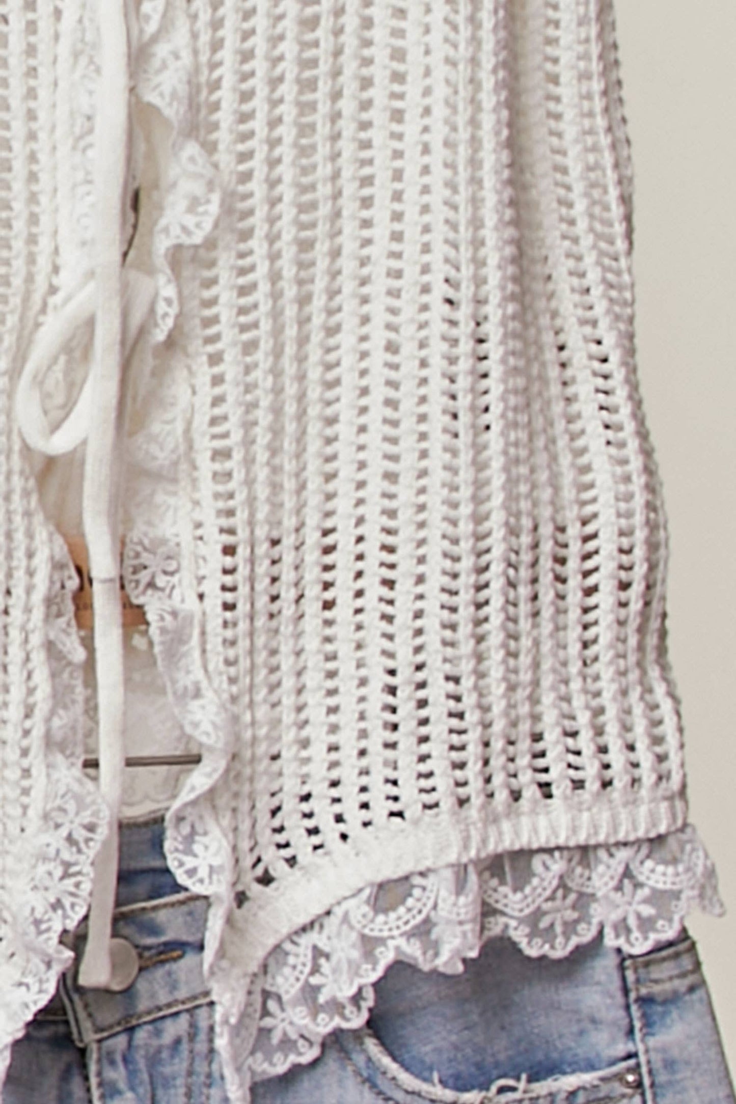 White Lace Trim Sleeveless Knit Vest