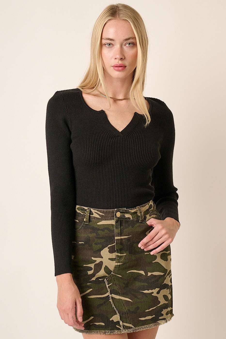 AFTER DARK CROPPED SWEATER